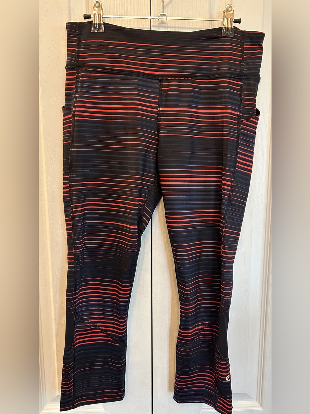 Lululemon Pace Rival Crop 22" Luxtreme Leggings Size 8 EUC